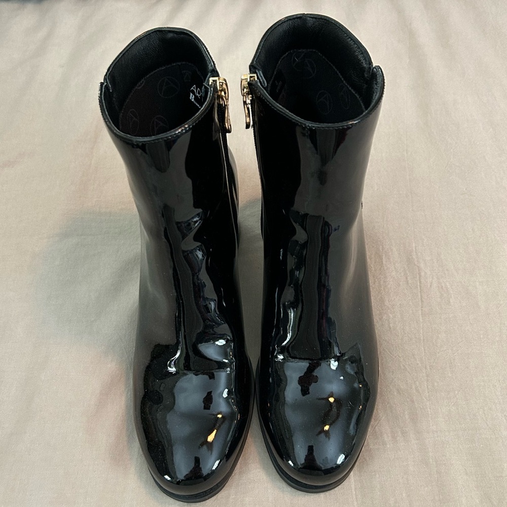 Artica Nelson Bootie